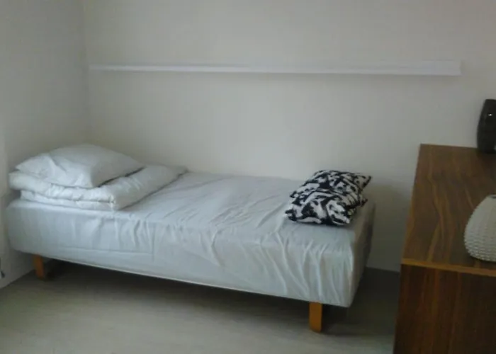 Center Rooms